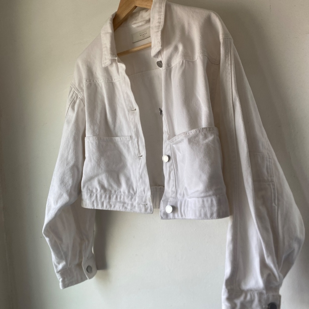BlankNYC M Cropped White Denim Jacket - Picture 7 of 12